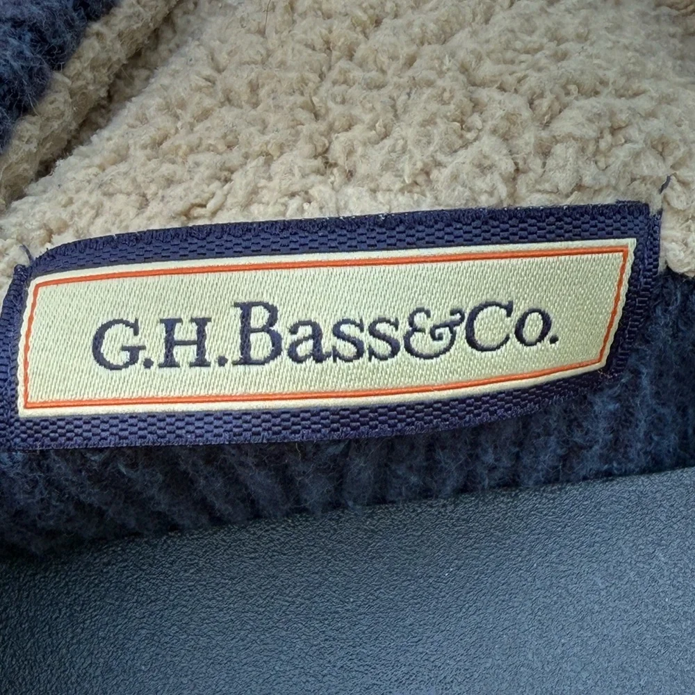 GH Bass & Co. Men's Pullover Sweater Size Medium Blue 1/4 Button Up Heavy Warm